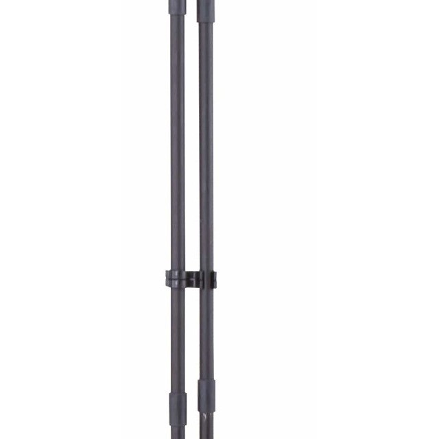 Bog Shooting Sticks, Sitting